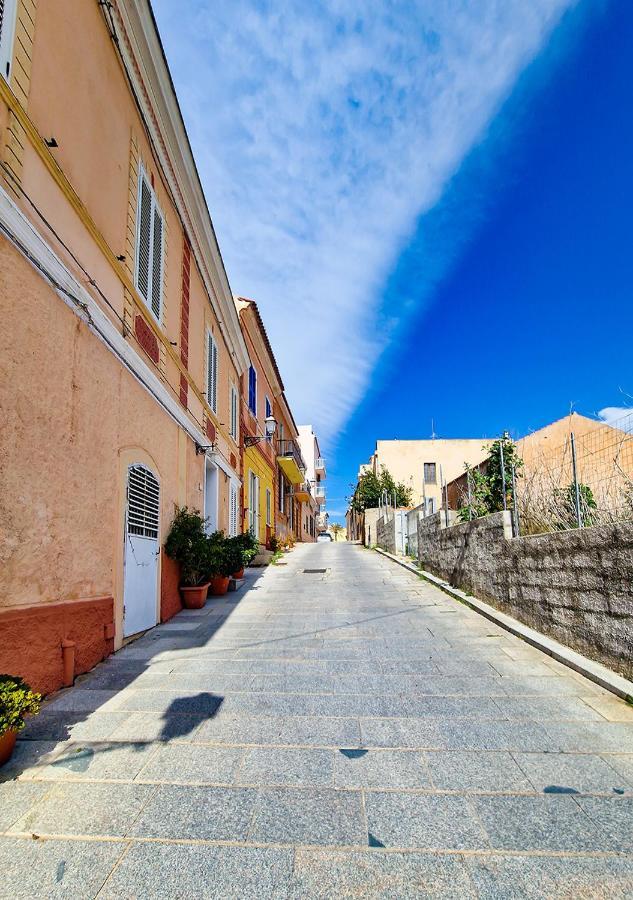 Murphy Holiday Home - Residenza Baro La Maddalena  Ngoại thất bức ảnh